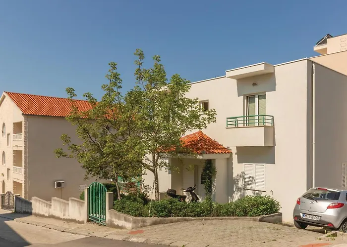 With Sea View 294 דירה